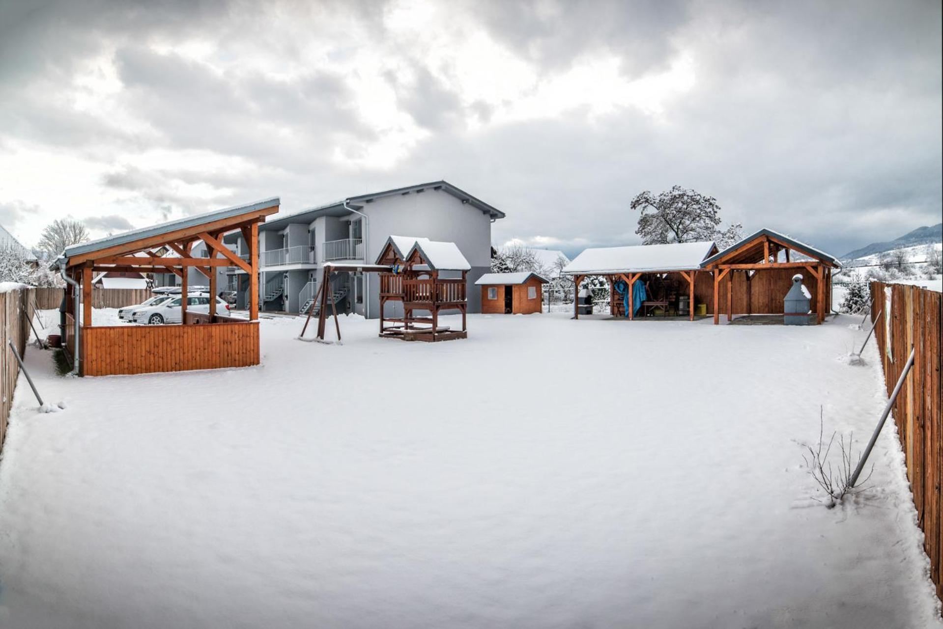 Apartmány Vera Bešeňová Exterior foto